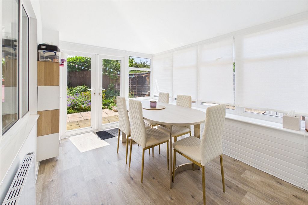 Property photo 3 of 20 Dining Room