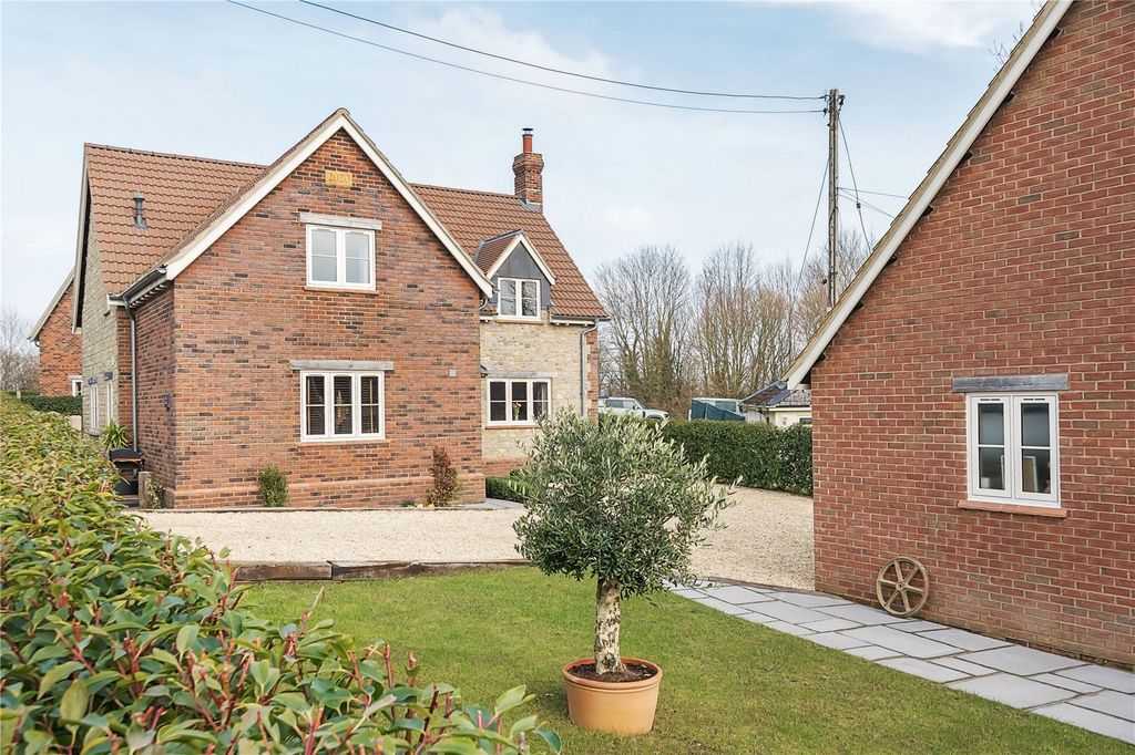Property photo 1 of 29 Picture No. 25