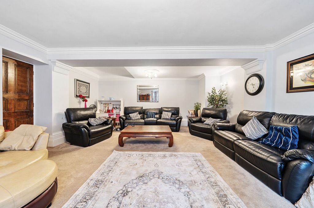 Additional image 7 of 7 bed detached house for saleWinn Road, Southampton, Hampshire SO17