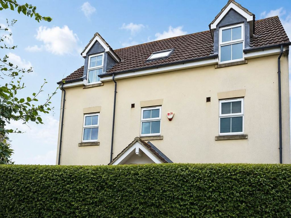 Property photo 1 of 20 External