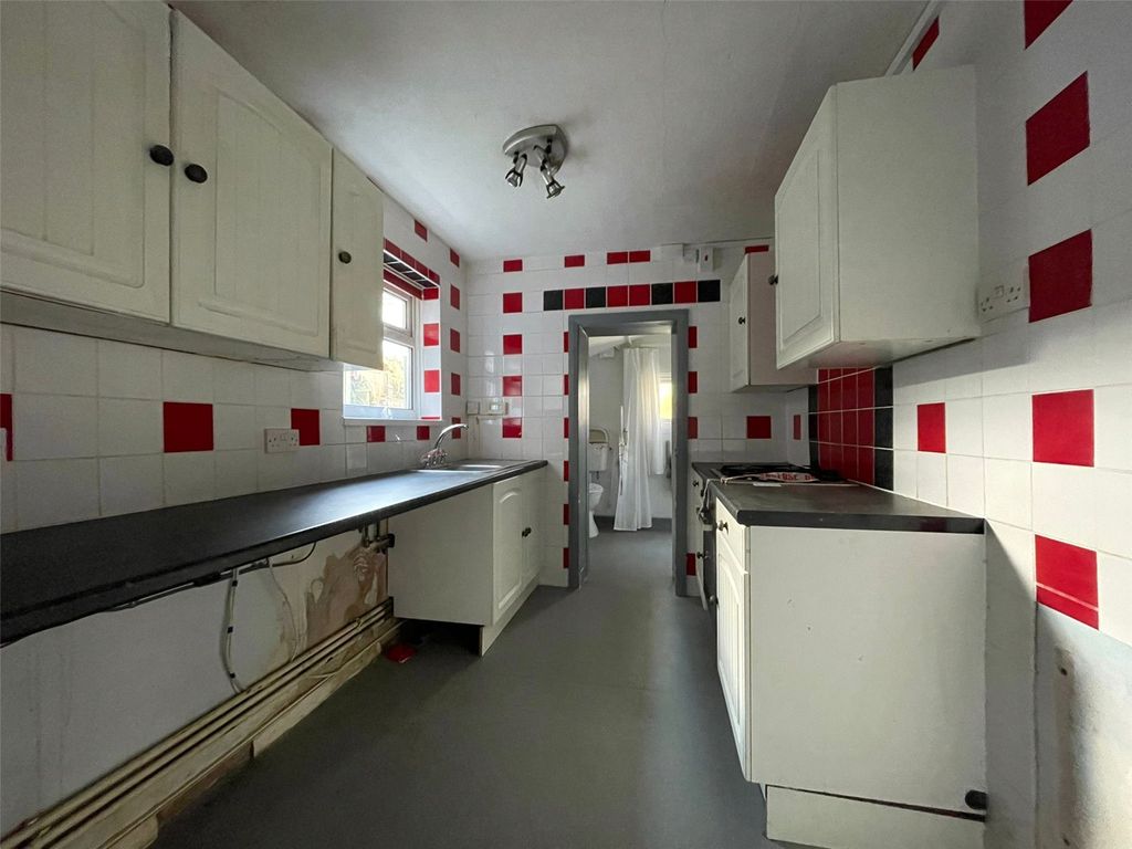 Property photo 2 of 10 Picture No. 03