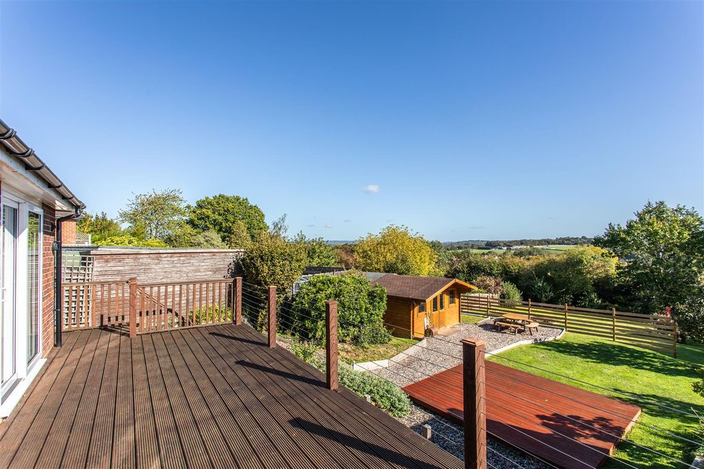 Property photo 2 of 24