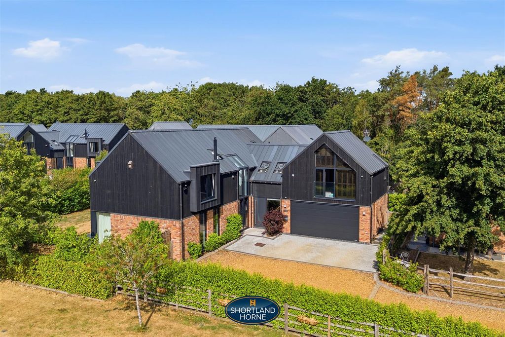 Property photo 1 of 56 Blackthorn Barn, Bilton Fields (91 Of 95).Jpg