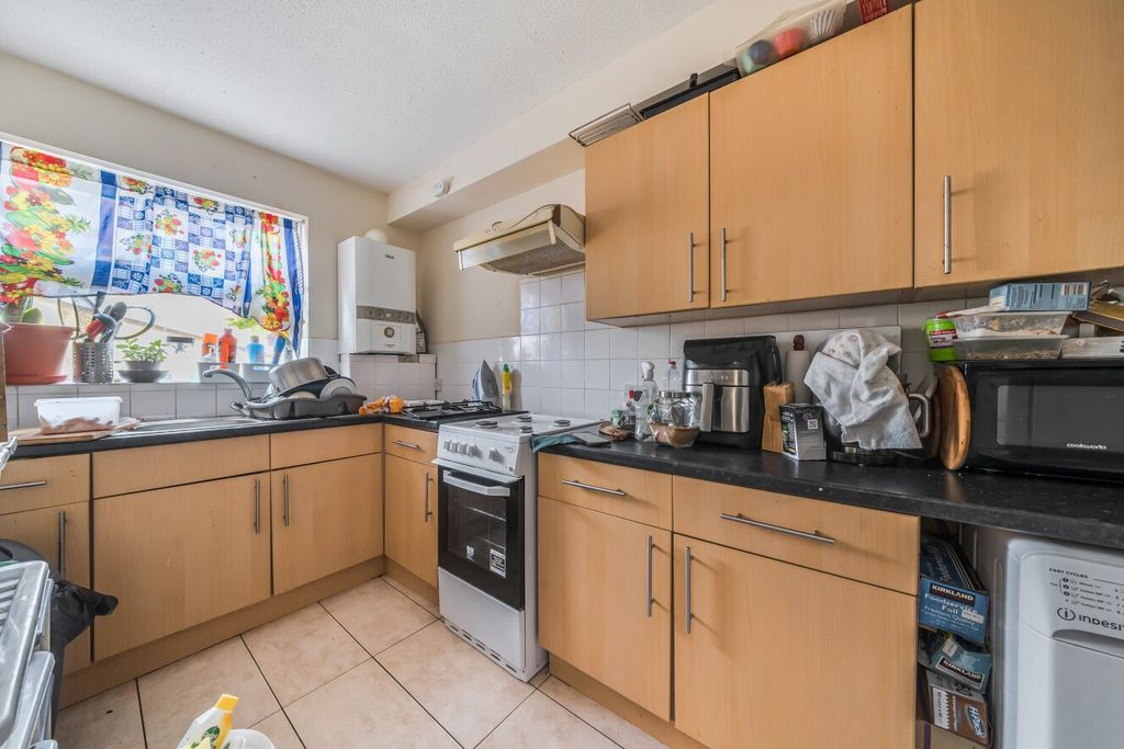 Property photo 3 of 12 Picture No. 04