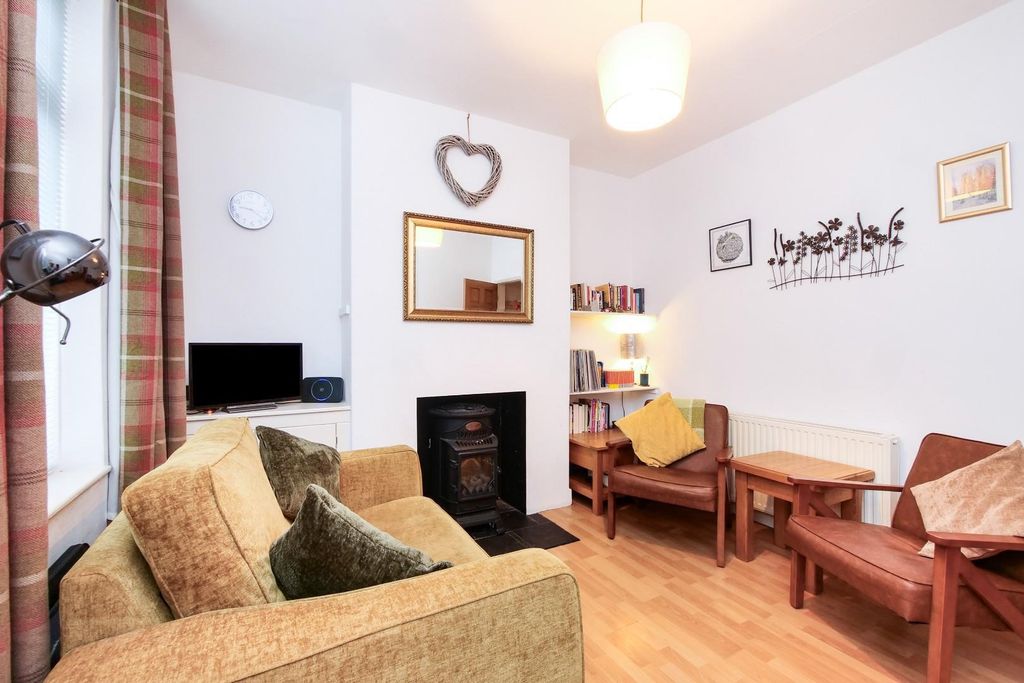 Property photo 2 of 17 Pnmb0435.Jpg