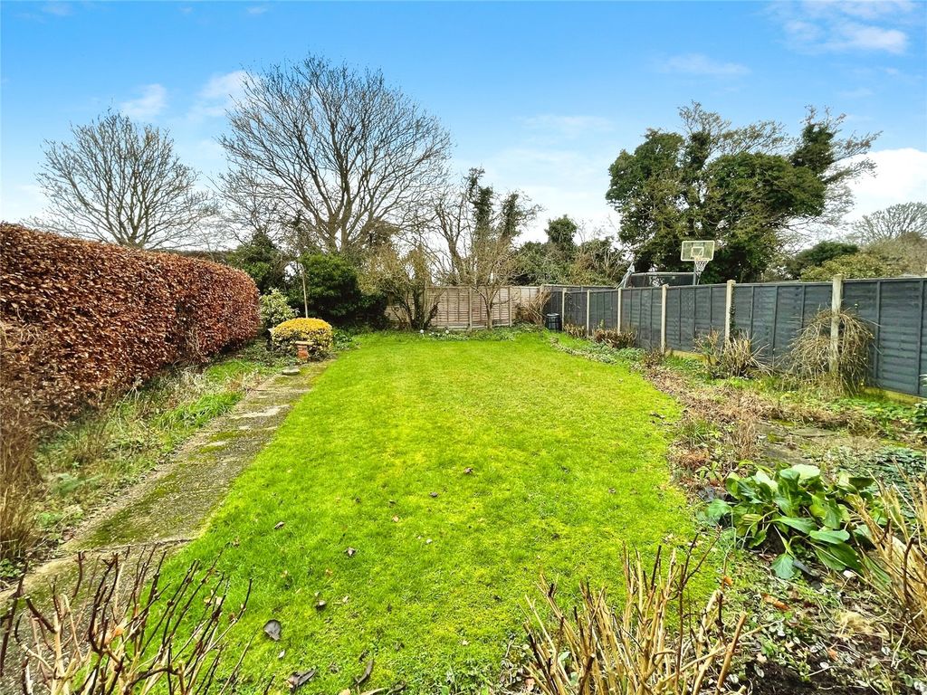 Property photo 3 of 14 Picture No. 12