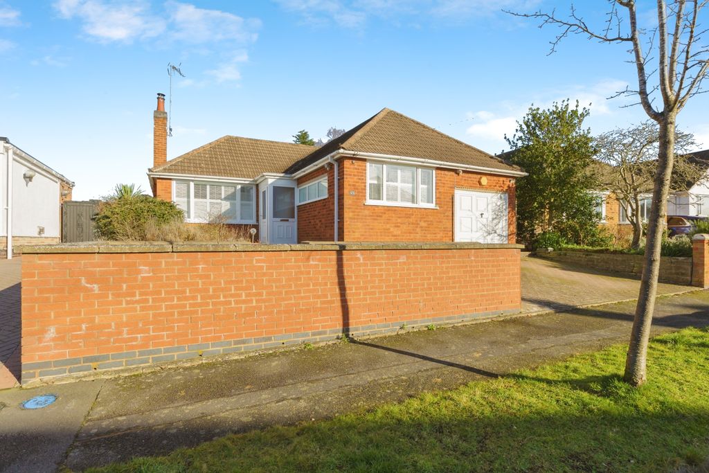 Property photo 1 of 22 Side View