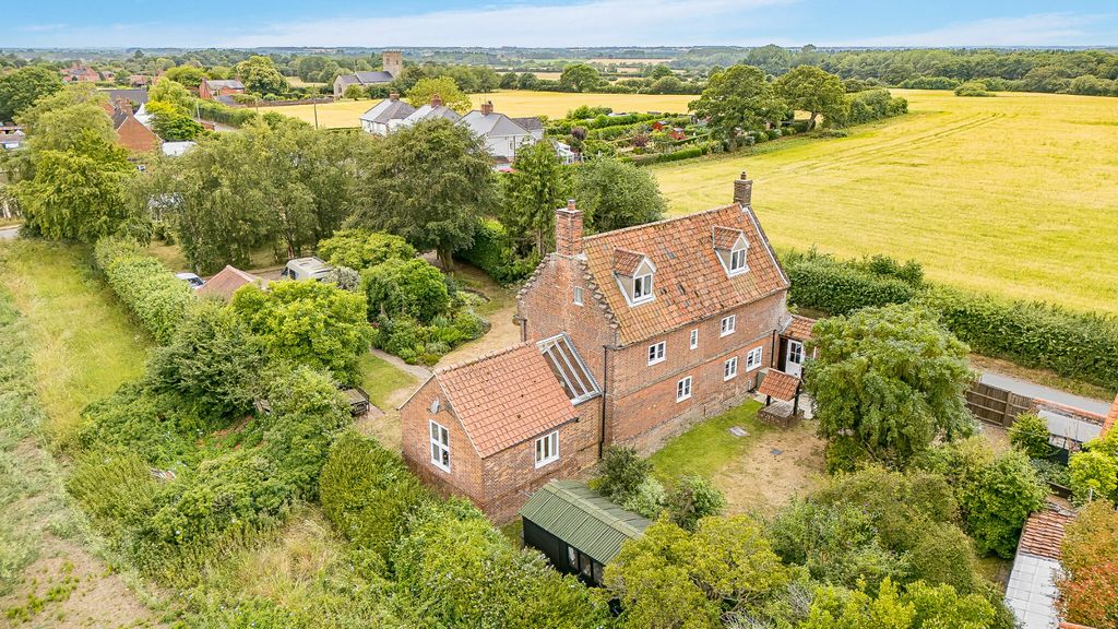 Property photo 1 of 42 5091792