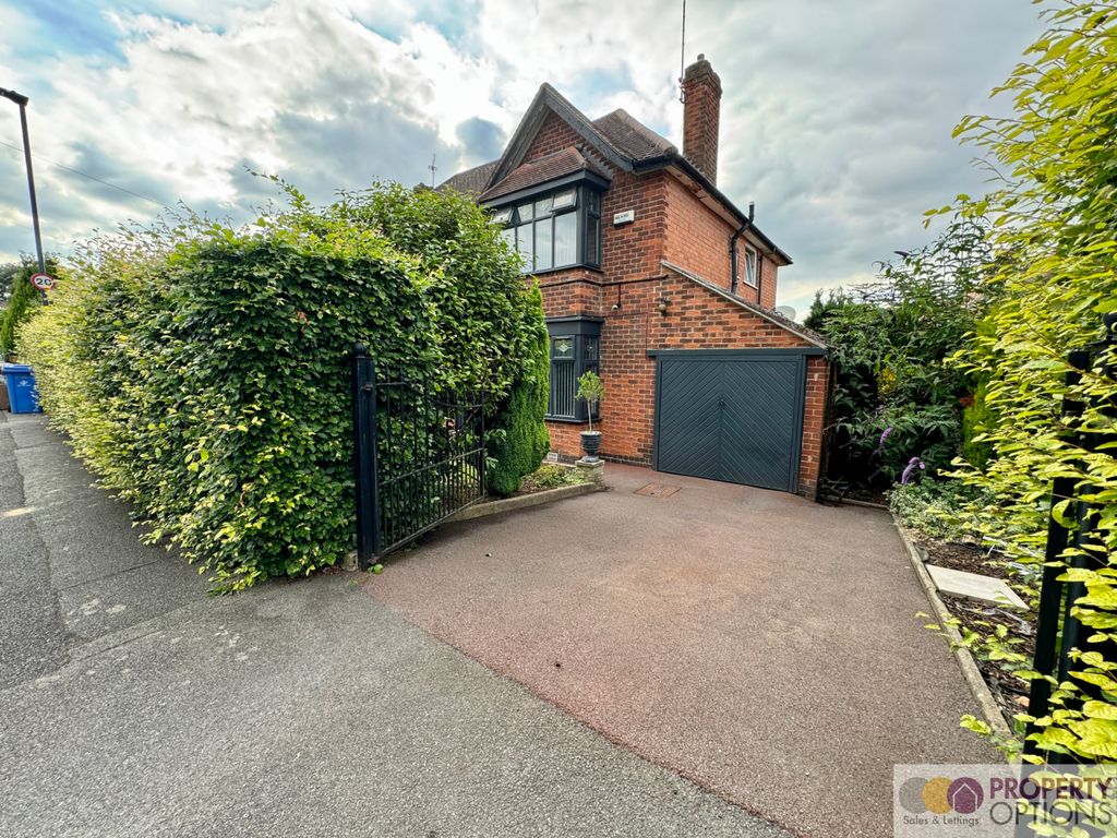 Property photo 3 of 32 Image 4