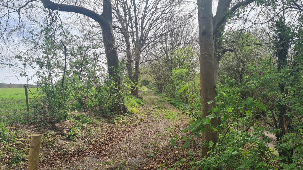 Additional image 4 of Land for saleBlakes Lane, East Clandon, Guildford GU4