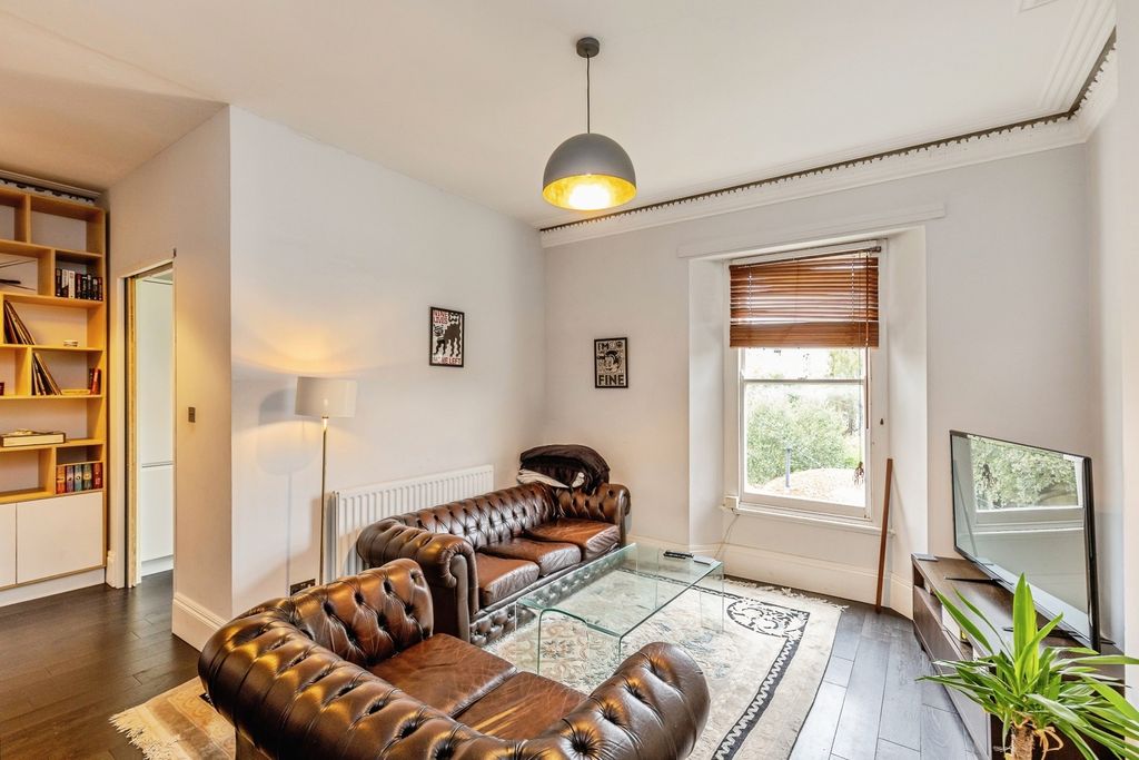 Property photo 2 of 10 Pbox-Img.Jpg