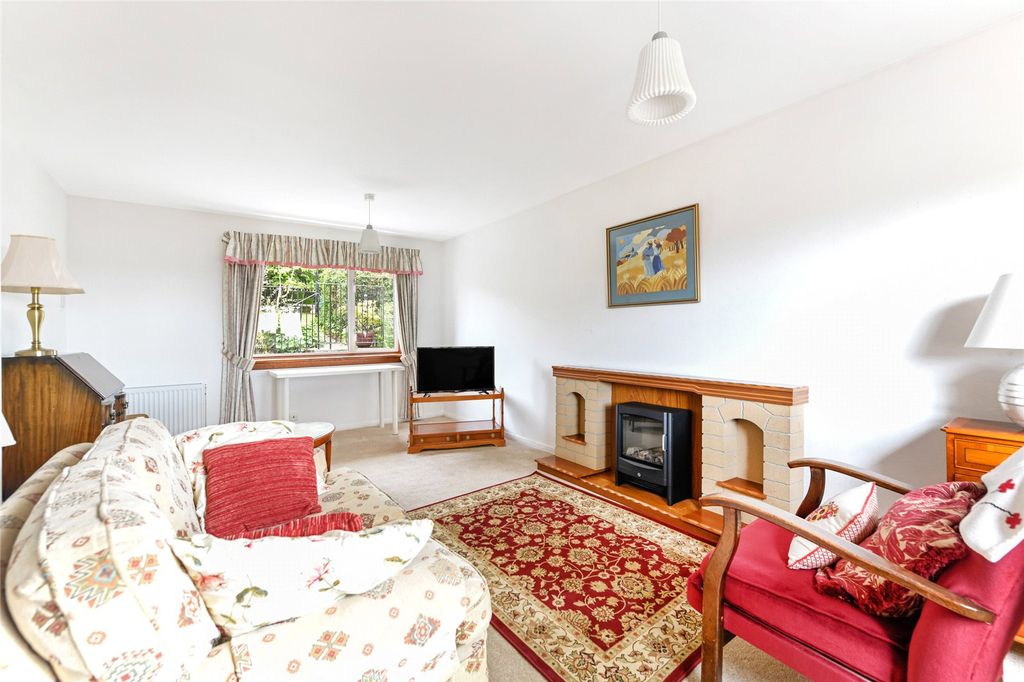 Property photo 3 of 26 Picture No. 04