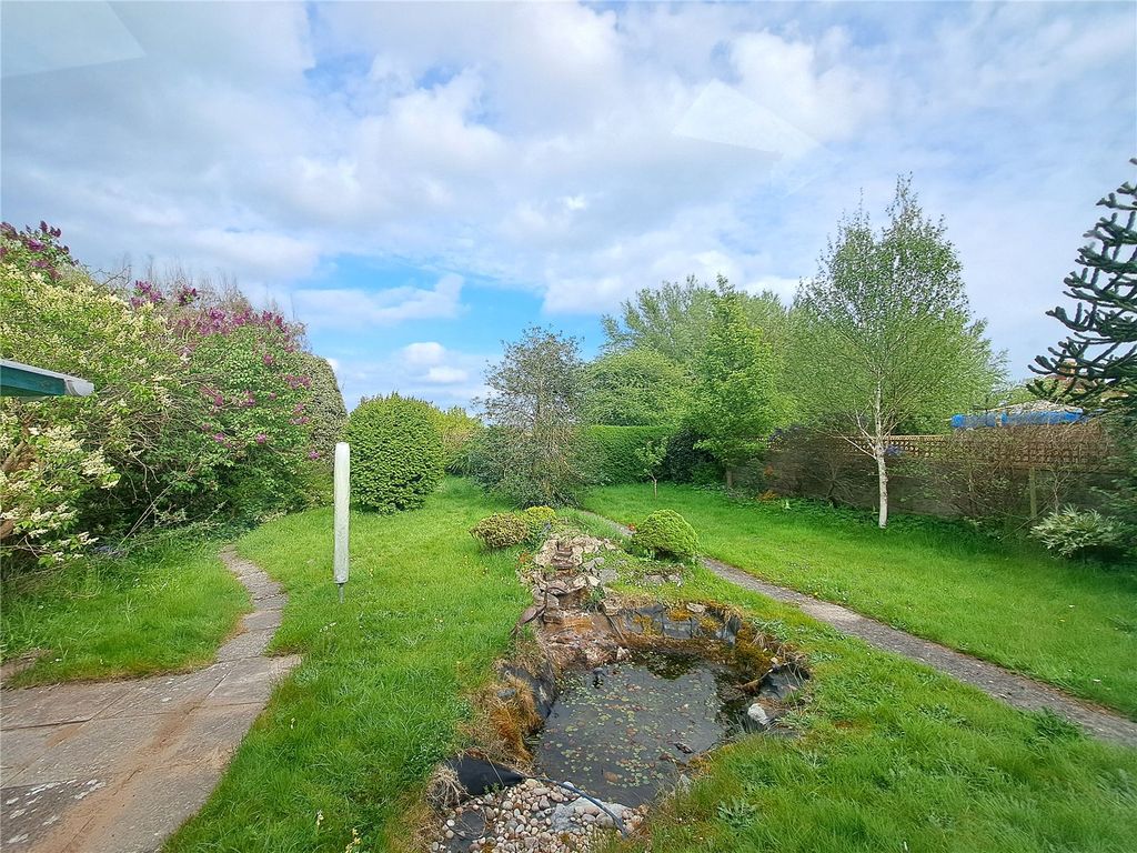 Property photo 3 of 37 Picture No. 29