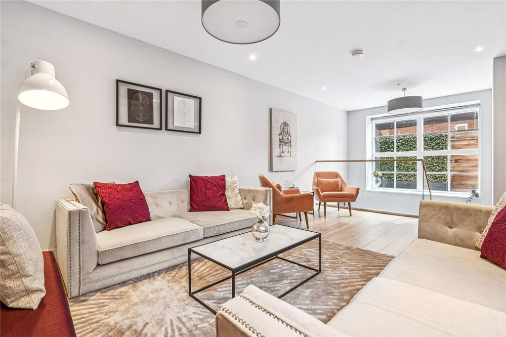 Property photo 3 of 25 Picture No. 37