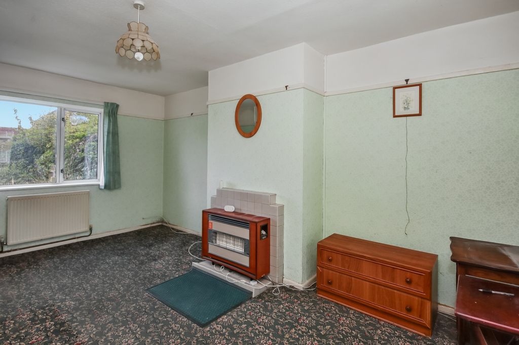 Property photo 1 of 17 46 Coxons Close, Huntingdon, Cambridgeshire, Pe29 1Ts