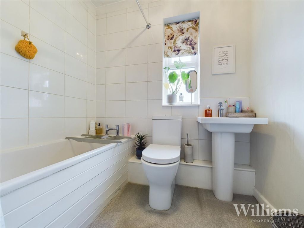 Property photo 3 of 17 Cam02861G0-Pr0198-Still010.Jpg