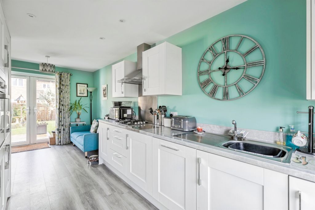 Property photo 2 of 19