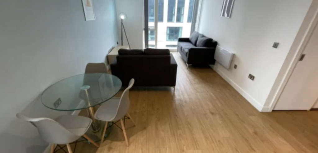 Property photo 1 of 5