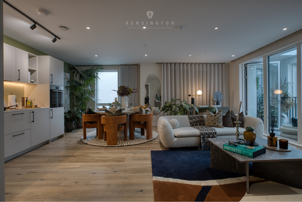 Property photo 2 of 21