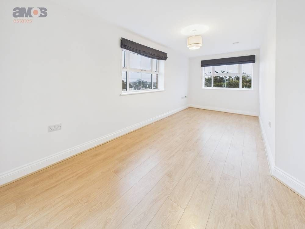 Property photo 2 of 13 4986713