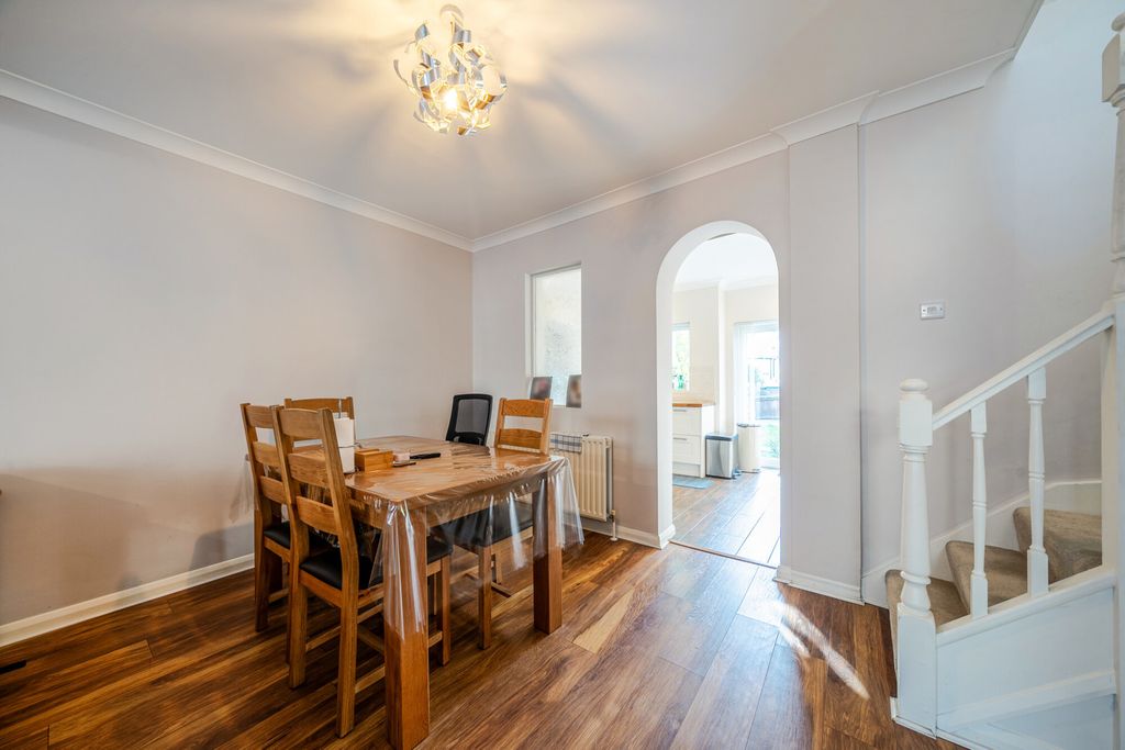 Property photo 3 of 20 1527528-15-6Abd32...