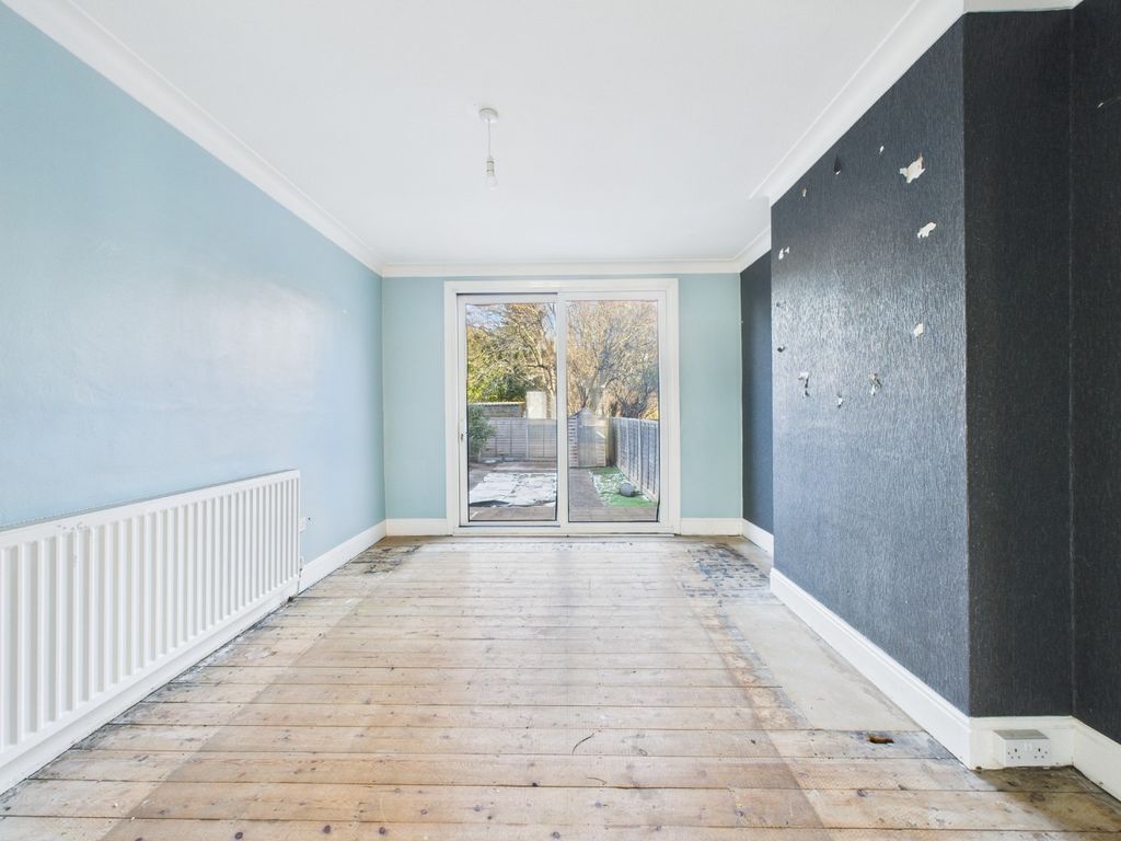 Property photo 3 of 9 5237313