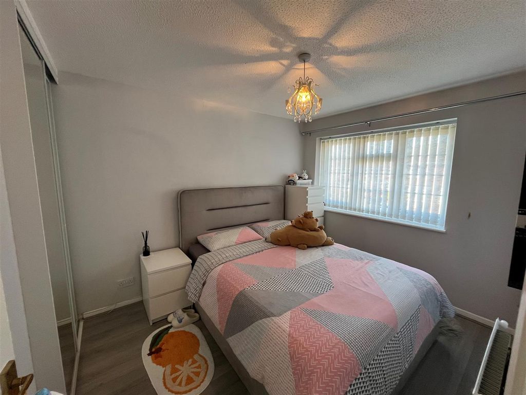 Additional image 8 of 3 bed semi-detached house to rentFenners, Weston-Super-Mare BS22