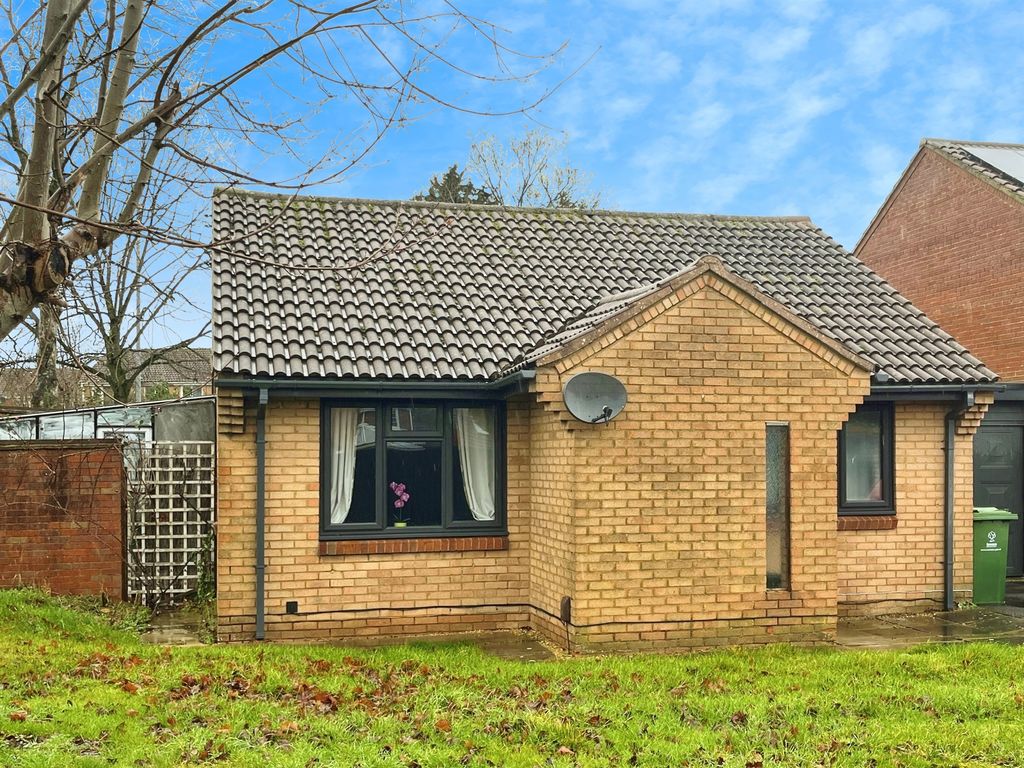Property photo 1 of 8