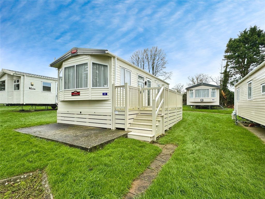 Property photo 1 of 21 Caravan