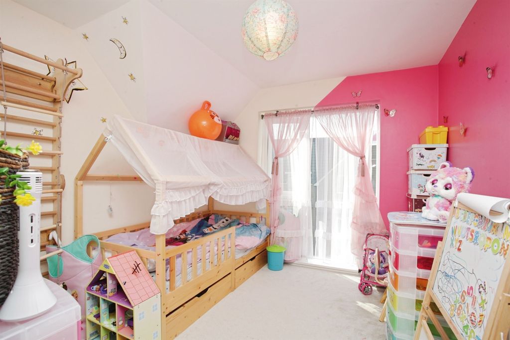Additional image 11 of 2 bed flat for saleAnton Close, Rugby CV21