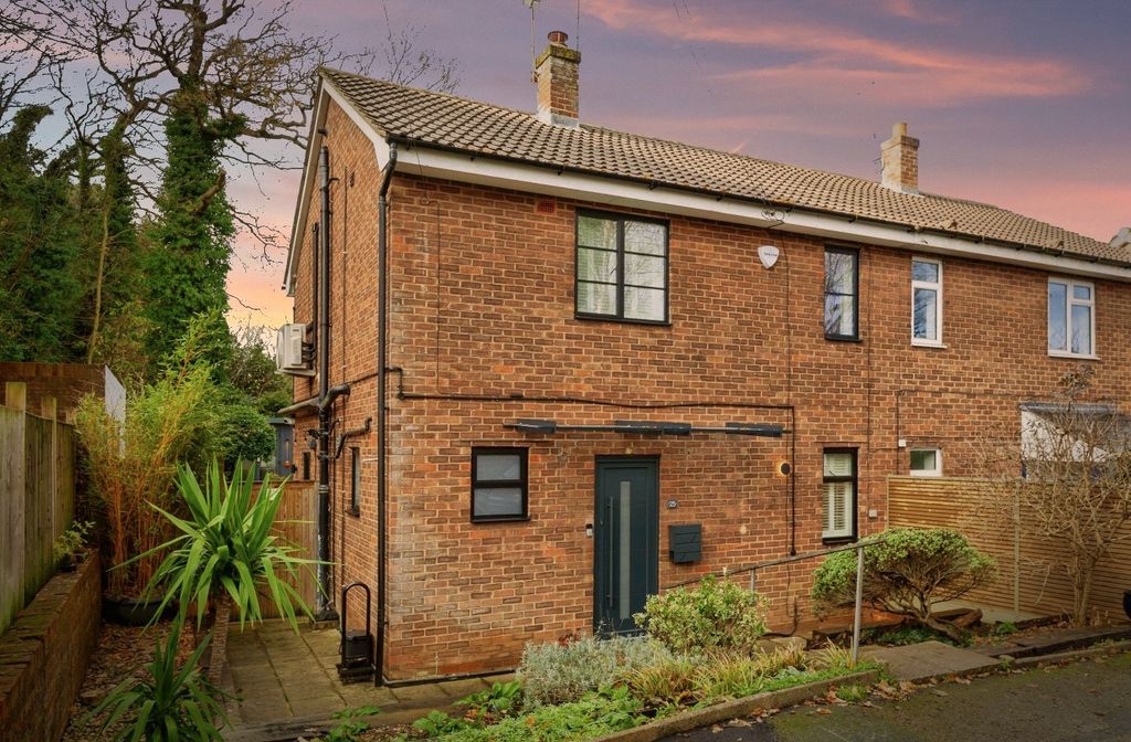 Property photo 1 of 27 Front External