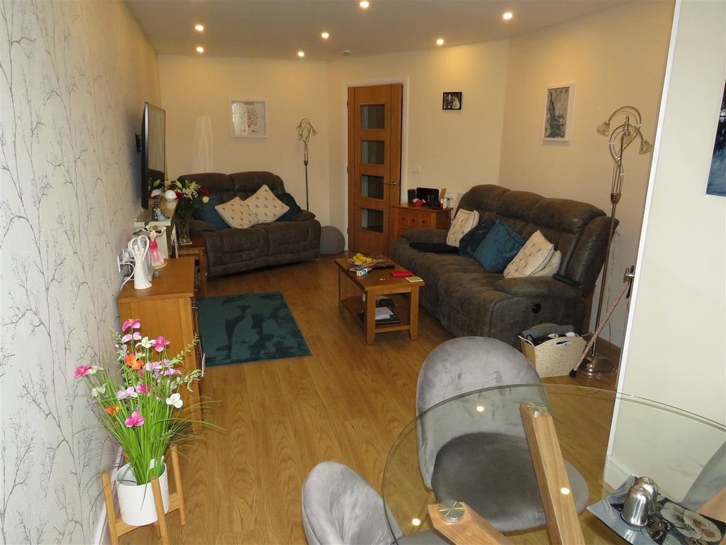 Property photo 2 of 8 Img_1638.Jpg