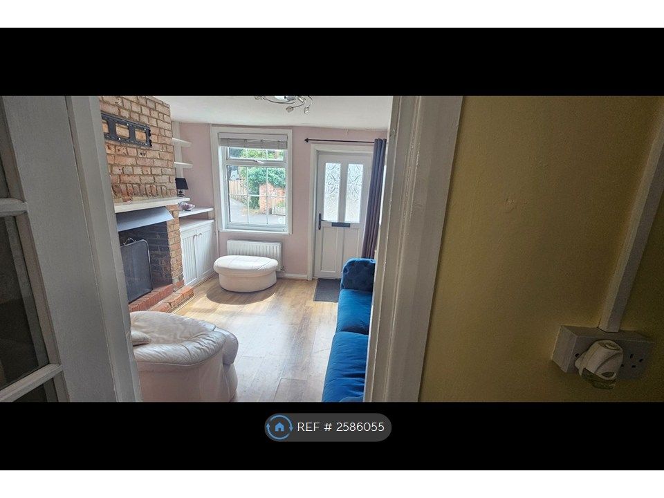 Property photo 3 of 35