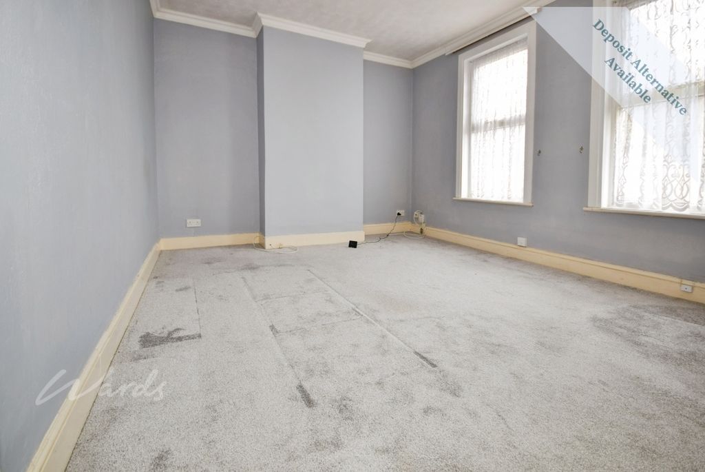 Property photo 3 of 5 Shakespeare Lounge