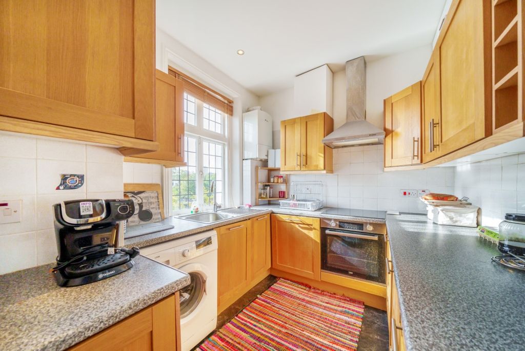 Property photo 3 of 9 1047503 (5)