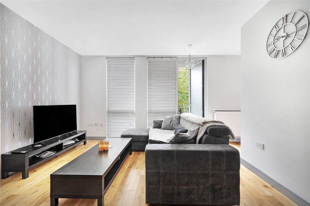 Property photo 1 of 11 Picture No. 02