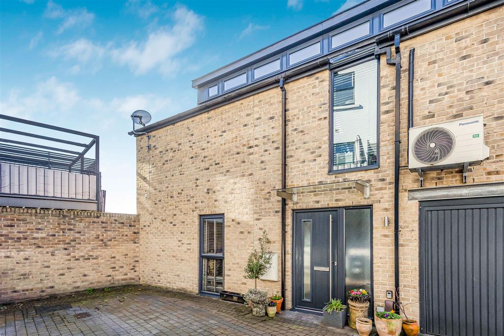 Property photo 1 of 26 Img_1727.Jpeg