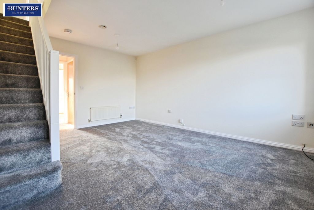 Property photo 2 of 14 Lounge