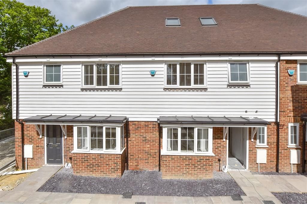 Property photo 1 of 9 External
