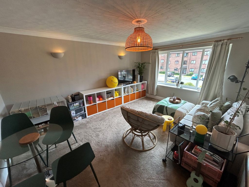 Property photo 2 of 6 Picture No. 08