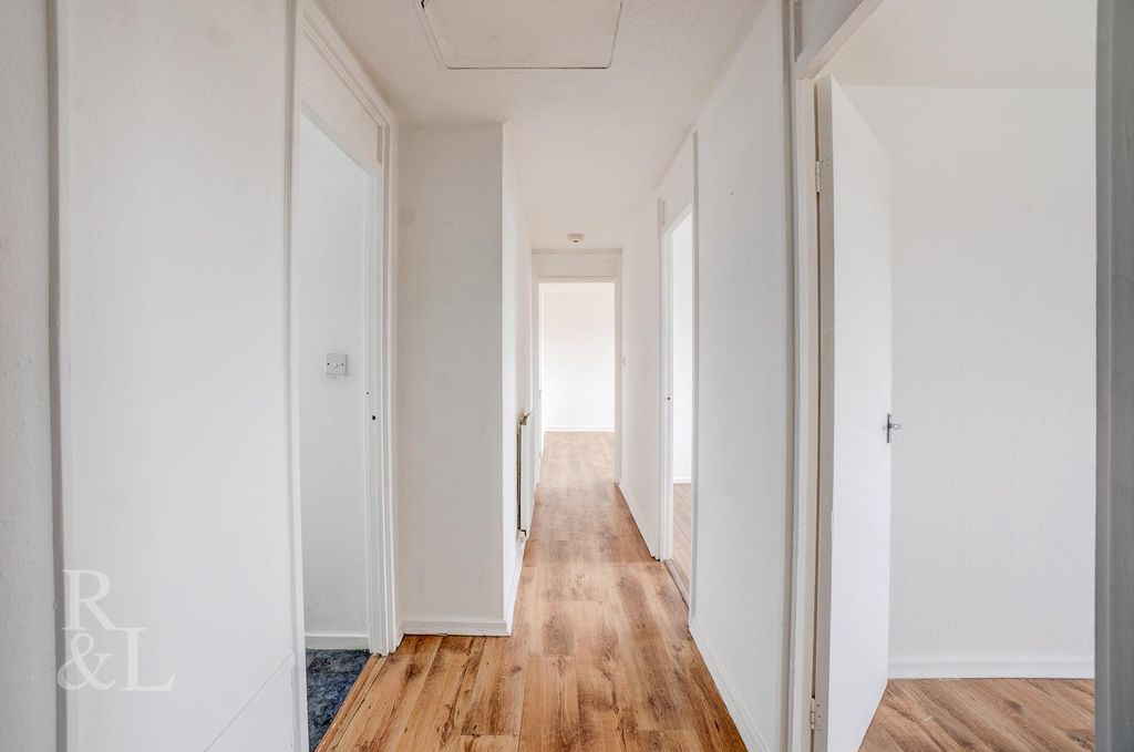 Property photo 2 of 9 Batched  (12).Jpg