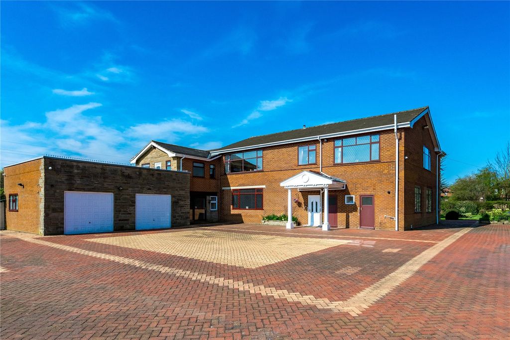 Property photo 2 of 34 Picture No. 03