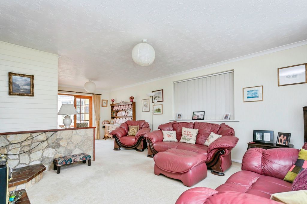 Property photo 2 of 16 Photography