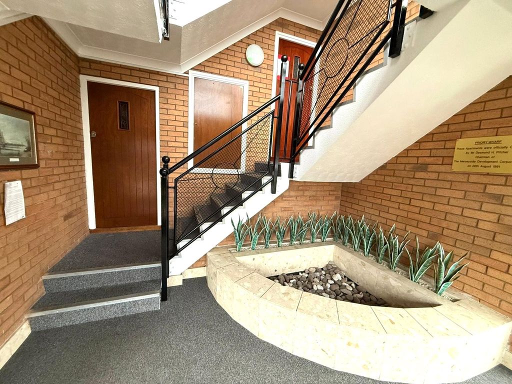 Property photo 2 of 9 Picture No. 11