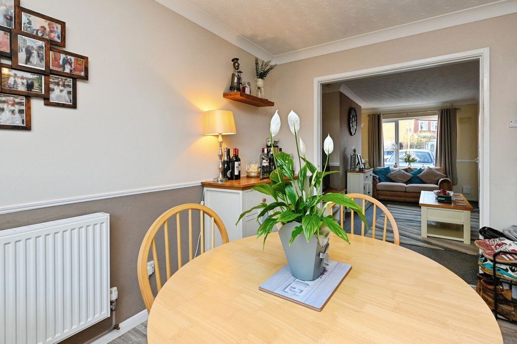Property photo 1 of 20 Pbox-Img.Jpg