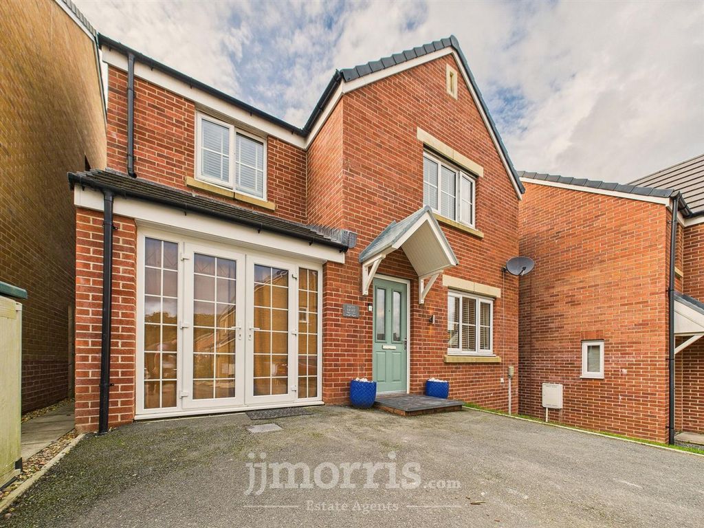 Property photo 1 of 28 Cam02878G0-Pr0087-Still033.Jpg