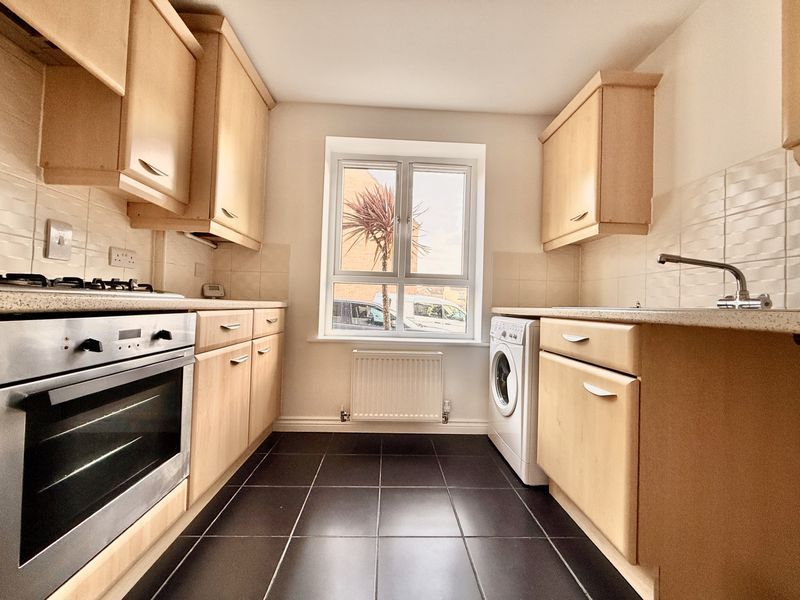 Property photo 3 of 11 Photo 11