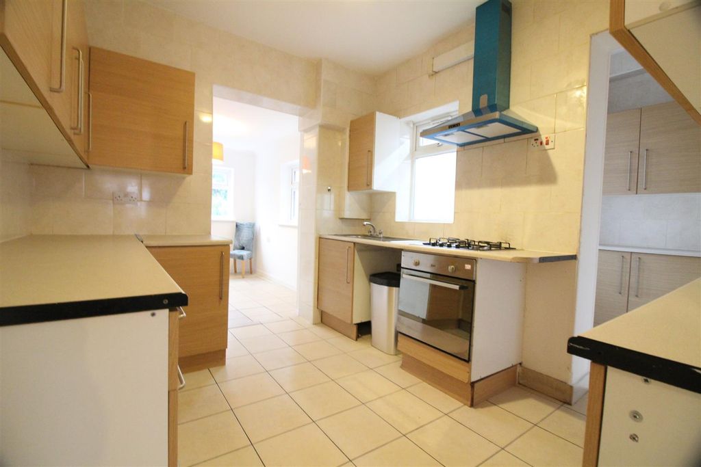 Property photo 2 of 18 1Ae4E669-8E55-4824-971B-Fd8908439126.Jpeg