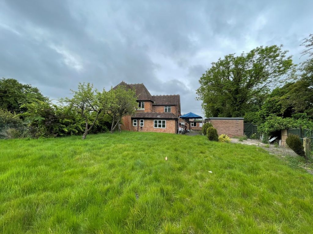 Property photo 3 of 3