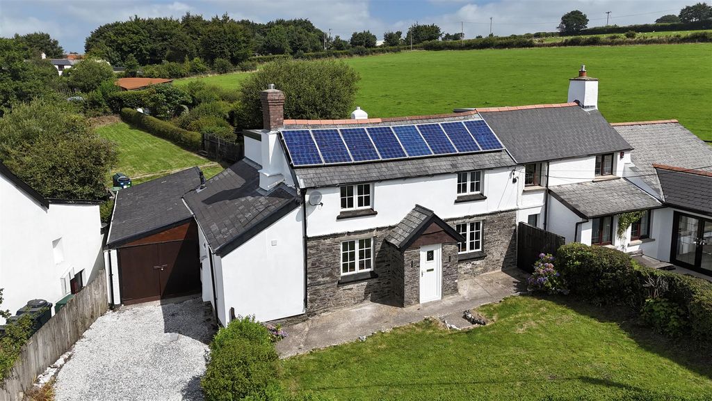 Property photo 1 of 21 Bentonia Front Drone 4.Jpg
